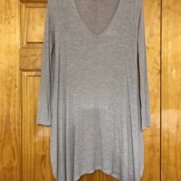 Jella C. Extra Long Oversized Blouse
4 - 6 Small - Picture 2 of 10